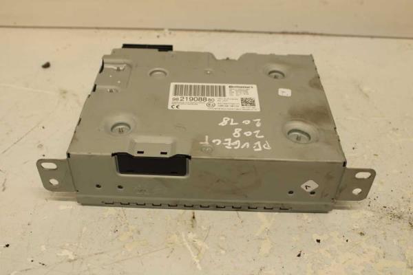 RADIO + ECRAN PEUGEOT 208 2012+ - Vue 3